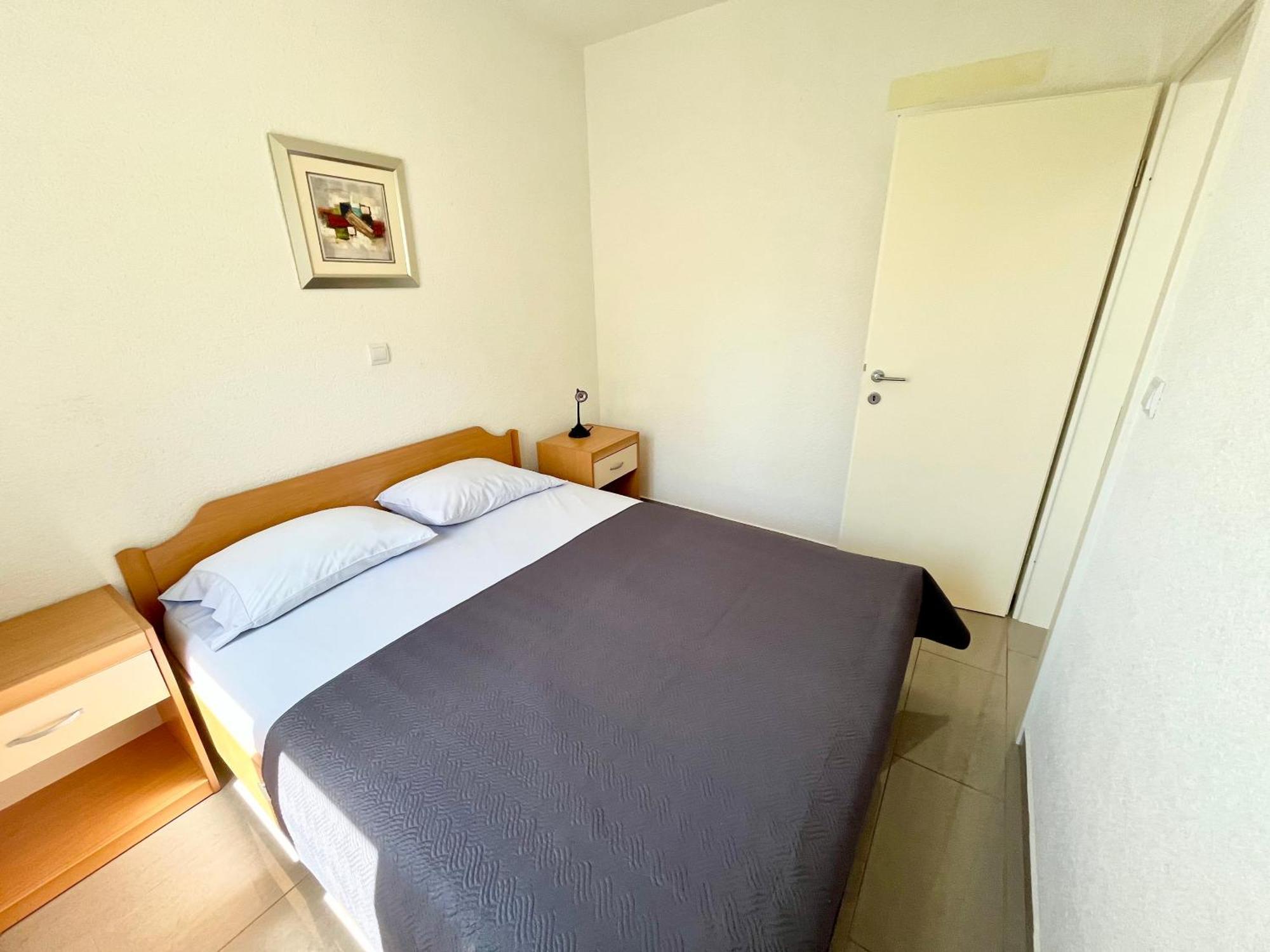 Paradise Apartments - Robinson Getaway Gdinj Ngoại thất bức ảnh