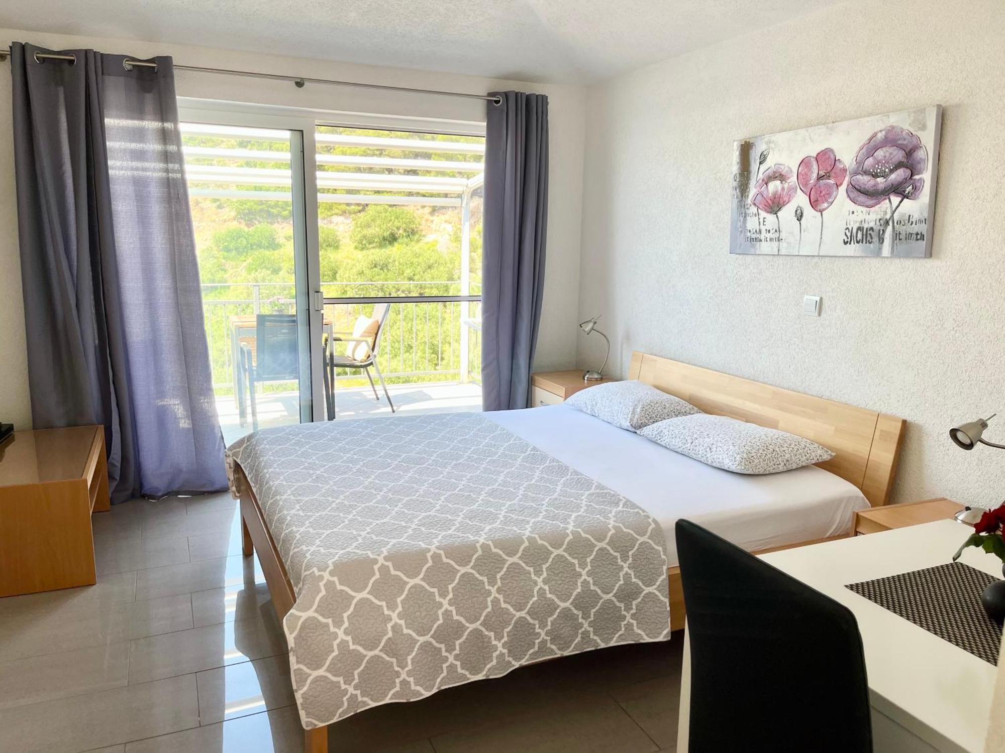 Paradise Apartments - Robinson Getaway Gdinj Ngoại thất bức ảnh