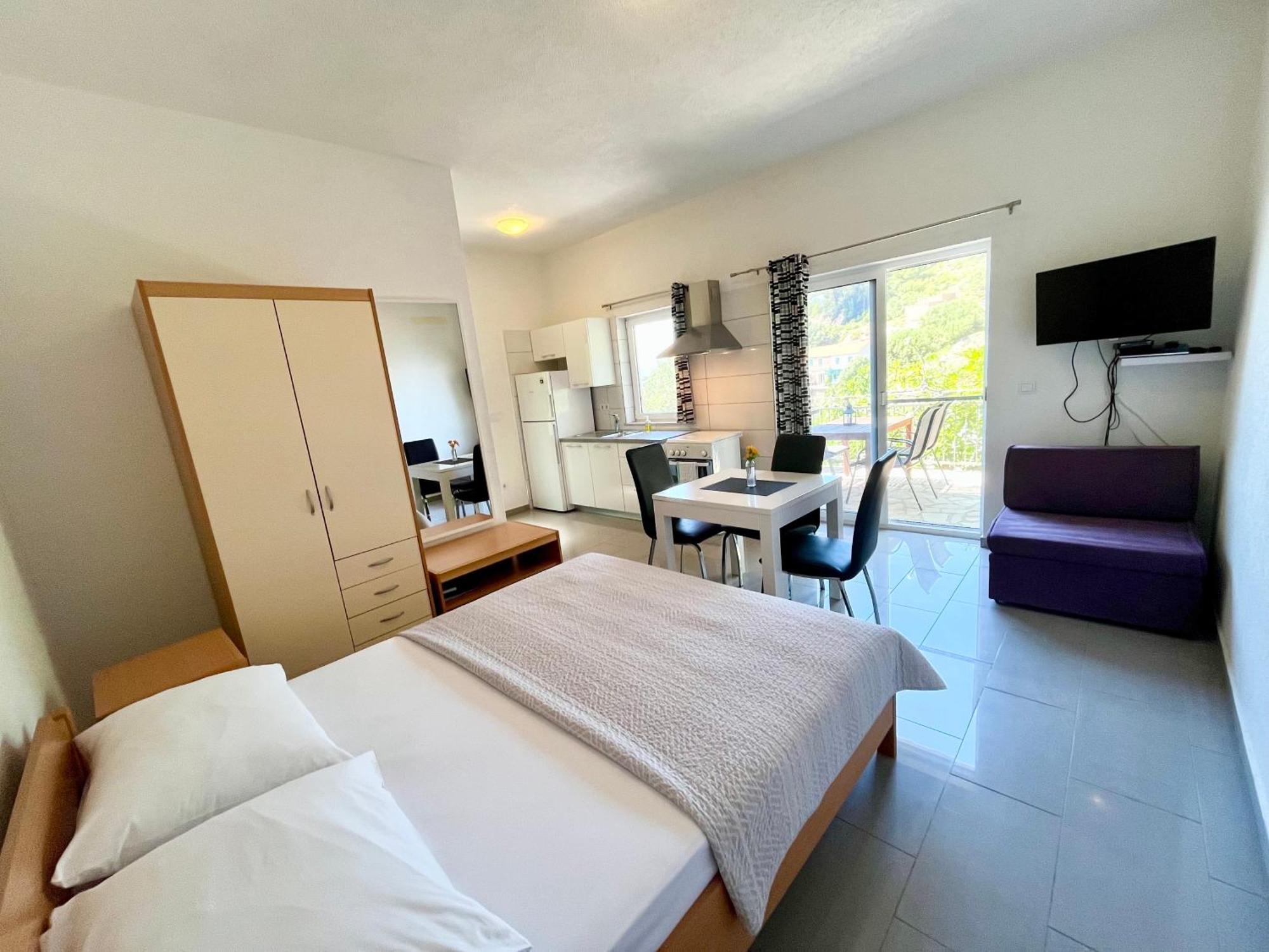 Paradise Apartments - Robinson Getaway Gdinj Ngoại thất bức ảnh